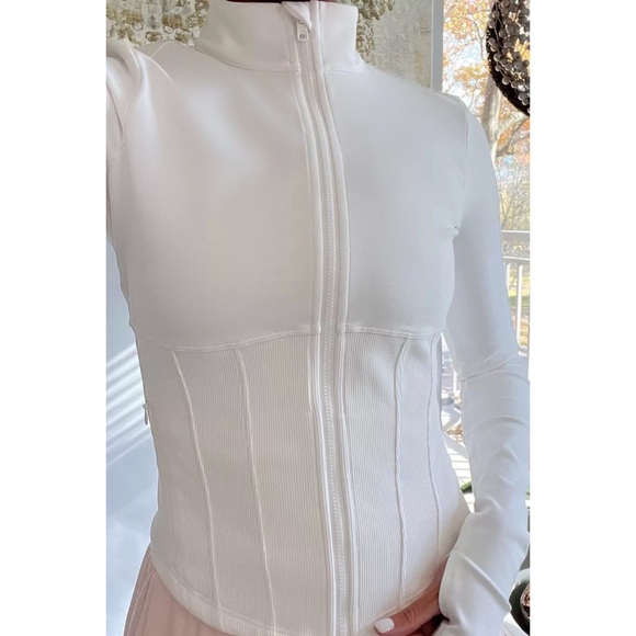Alo Yoga Airbrush Corset Full Zip Jacket Ivory XS - Picture 14 of 14